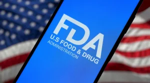 Image of the FDA Emblem beside the US Flag - Why Is The FDA Cracking Down on 7-OH Kratom - South Shores Recovery